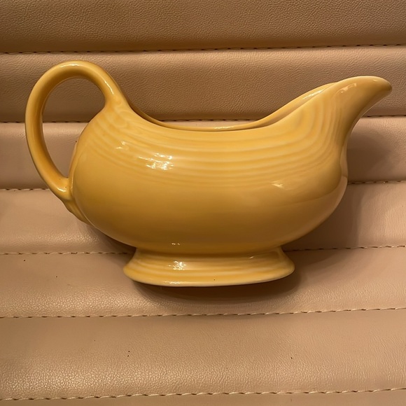 Fiesta yellow gravy boat - Picture 2 of 6